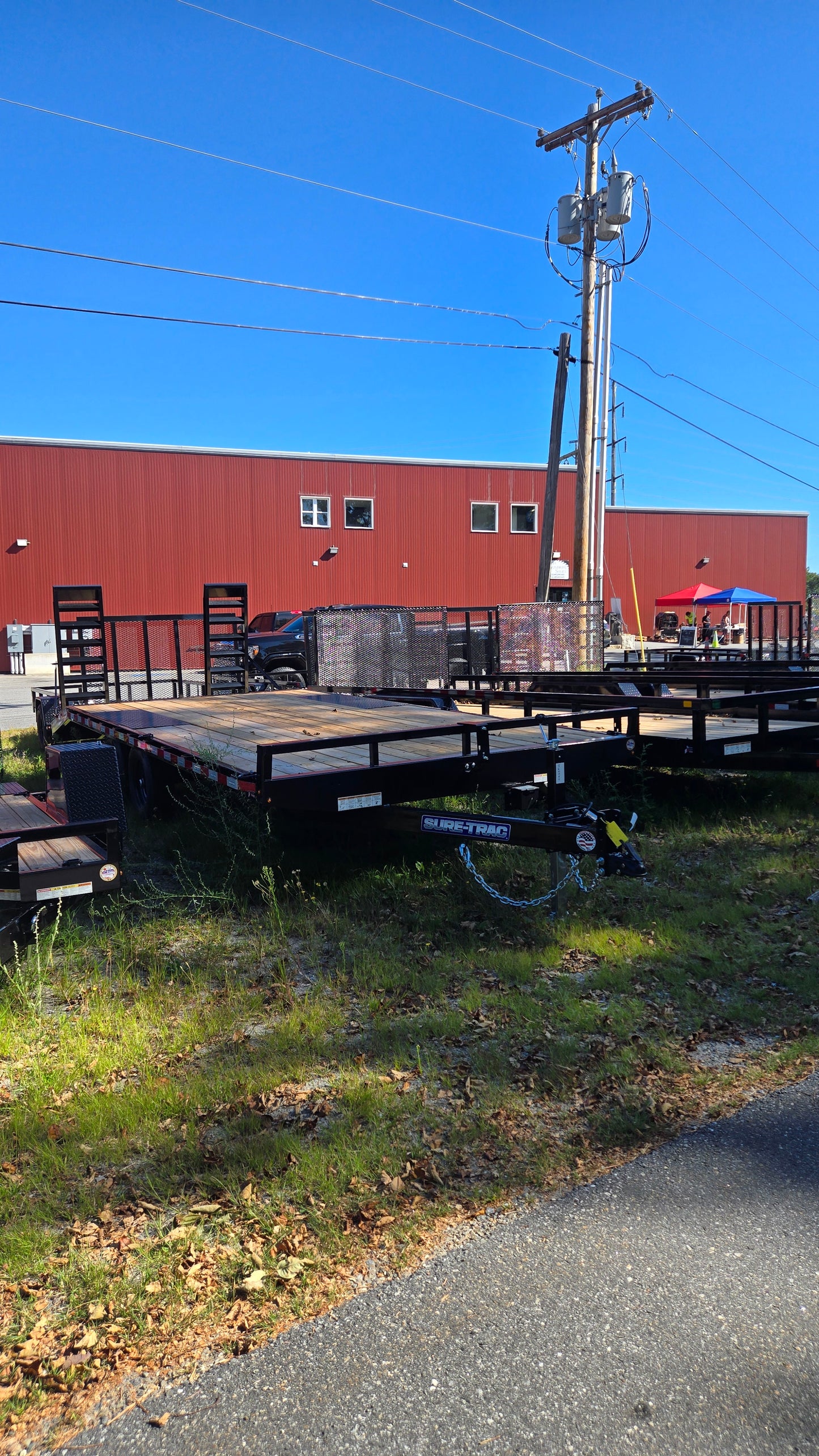 2025 Sure-Trac 8.5' X 17' + 3' DECKOVER BEAVERTAIL 10K