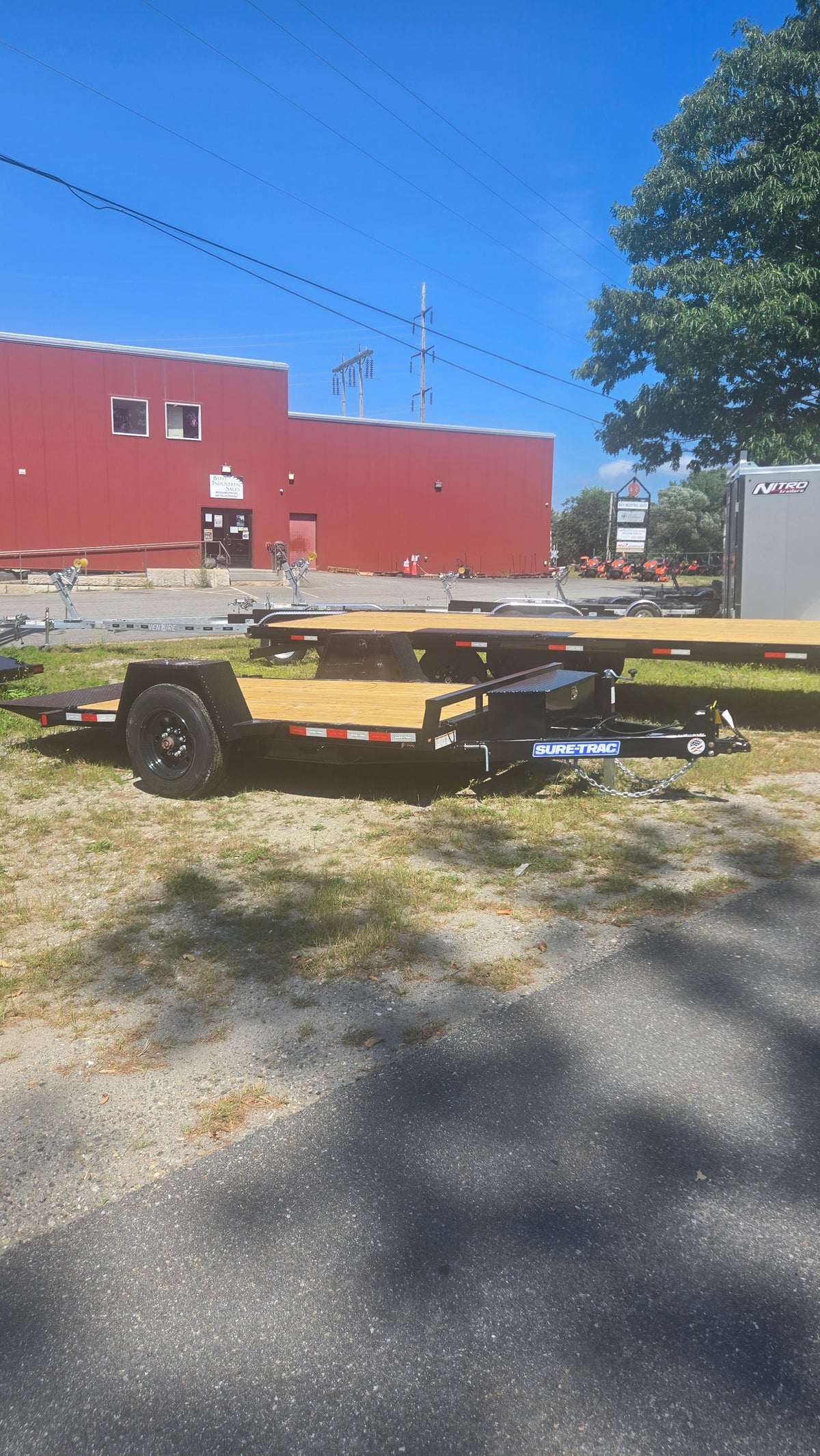 2027 Sure-Trac 6.5' x 12' 10k Single Axle Tilt Bed