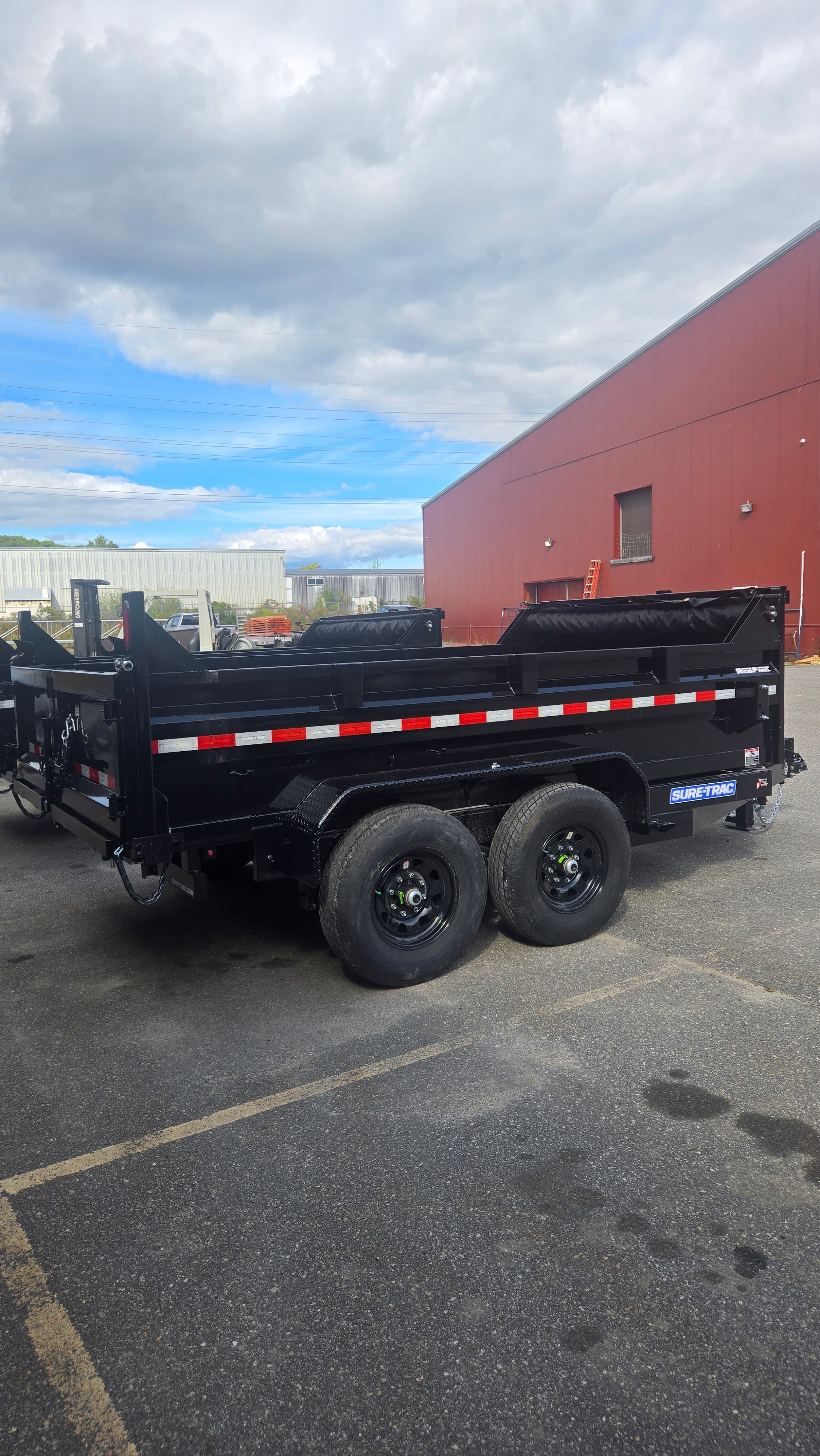 2027 SURE-TRAC 7' X 12' LOW PROFILE TELESCOPIC DUMP 14K