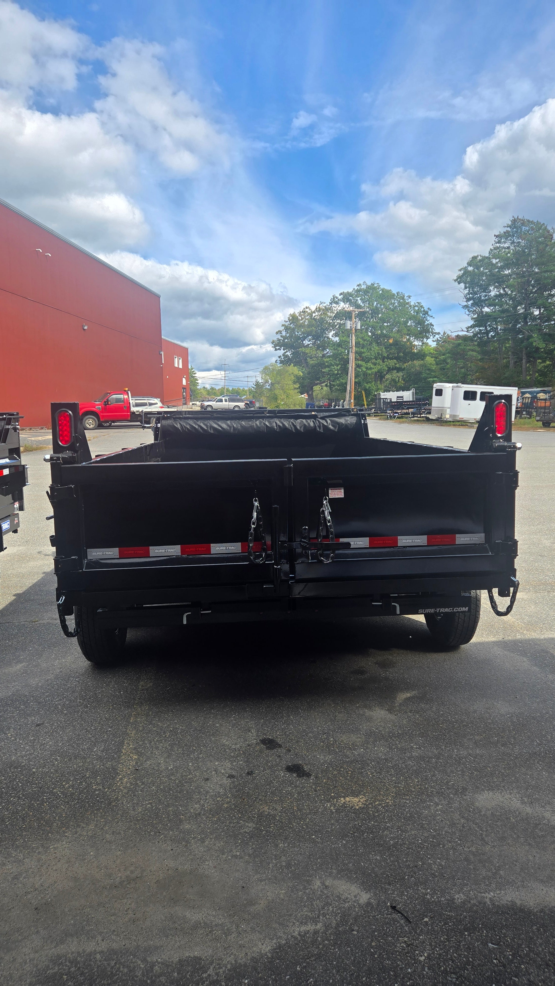 2027 SURE-TRAC 7' X 12' LOW PROFILE TELESCOPIC DUMP 14K